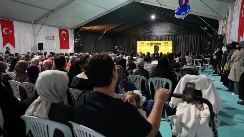 Altay Cem Meriç, Kitap Fuarı’nda İslami İlimleri Anlattı