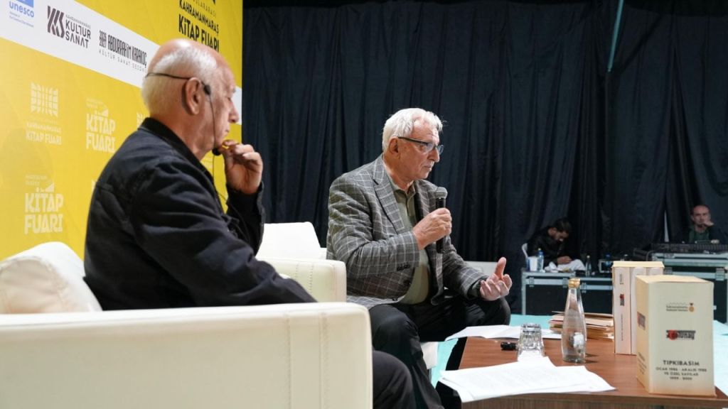 Bahaettin Karakoç, Kitap Fuarı’nda Şiirleriyle Anıldı