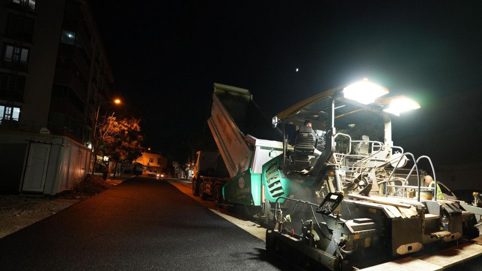 Büyükşehir, Dulkadiroğlu Divanlı’da Asfalt Mesaisine Başladı
