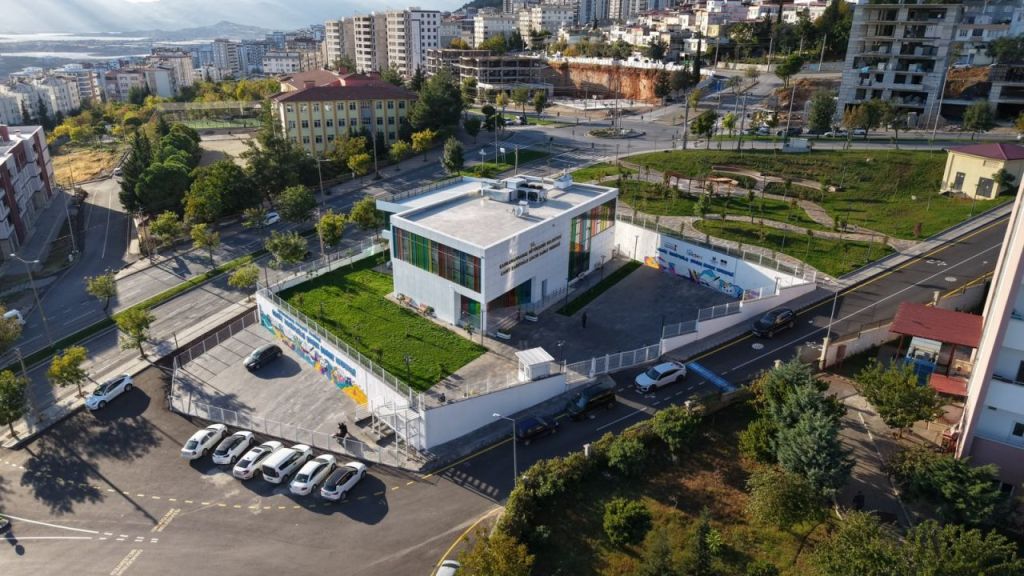 Büyükşehir’in Çocuk Sanat Merkezi’ne Yüksek Yaşam Kalitesi Ödülü