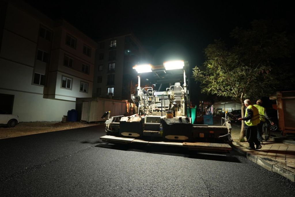 Büyükşehir, Dulkadiroğlu Divanlı’da Asfalt Mesaisine Başladı