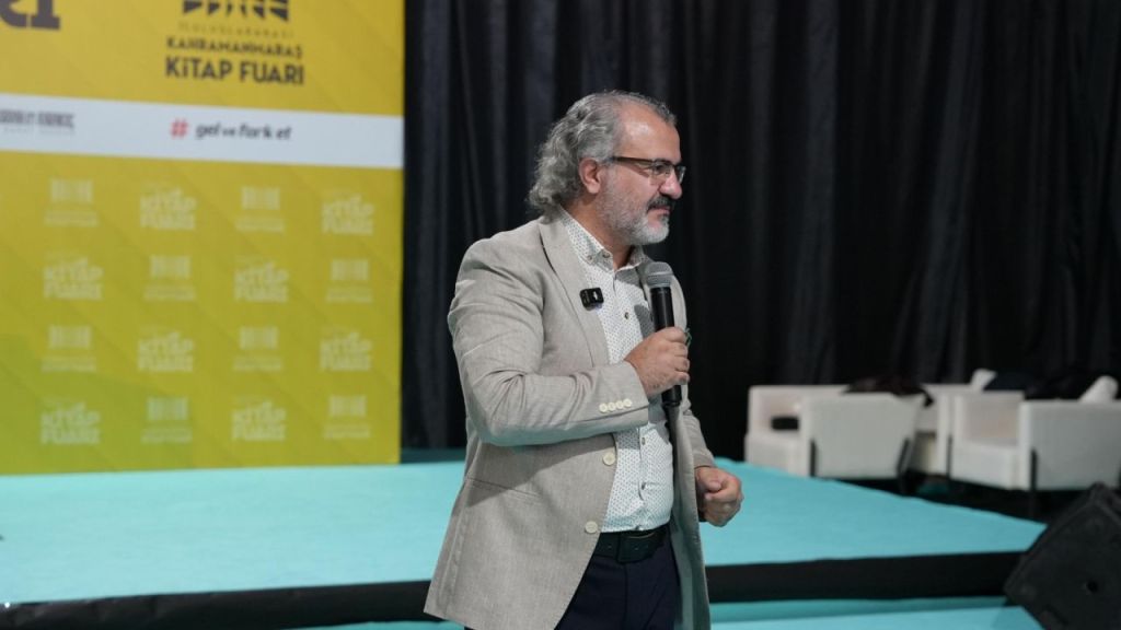 Sıtkı Aslanhan; “Toplumsal İyi Oluşun Temelinde Sağlıklı Aile Yapısı Vardır”