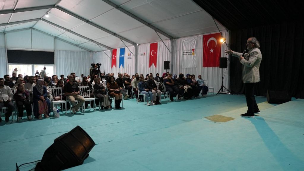 Sıtkı Aslanhan; “Toplumsal İyi Oluşun Temelinde Sağlıklı Aile Yapısı Vardır”