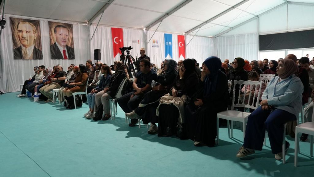 Sıtkı Aslanhan; “Toplumsal İyi Oluşun Temelinde Sağlıklı Aile Yapısı Vardır”